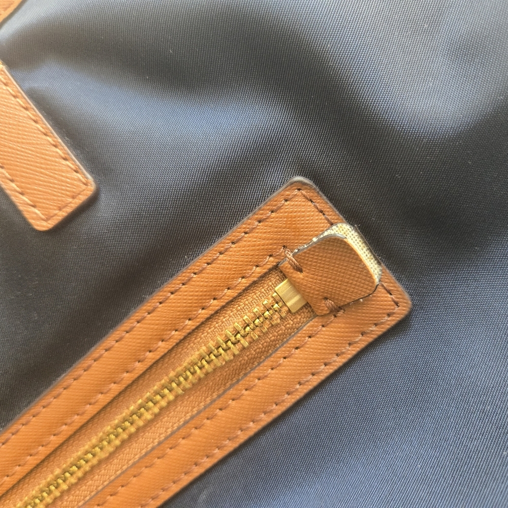 Michael Kors Navy and Tan Tote - Picture 7 of 16